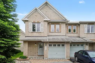 Att/Row/Townhouse in Barrhaven