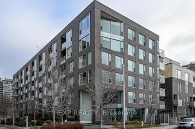Condo Apartment in West Centre Town