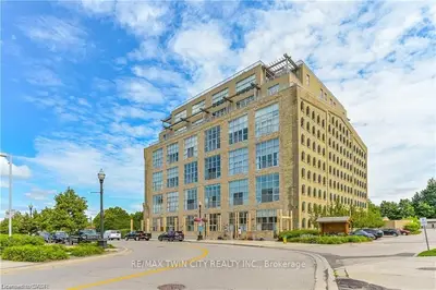 Condo Apartment in Waterloo