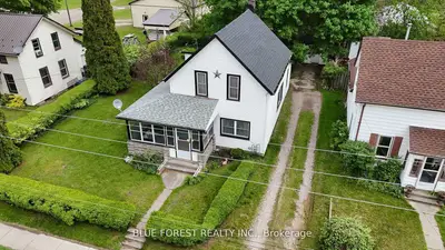 Detached in West Elgin