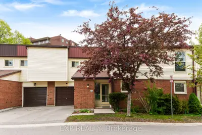 Condo Townhouse in London North