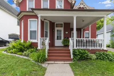 Duplex in Brockville