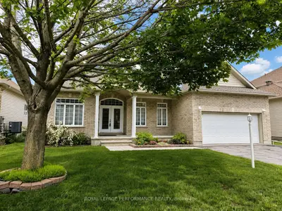 18 Hartsmere Drive, Stittsville - Munster - Richmond, On K2s 1k2