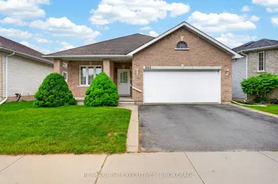 Detached in Kingston