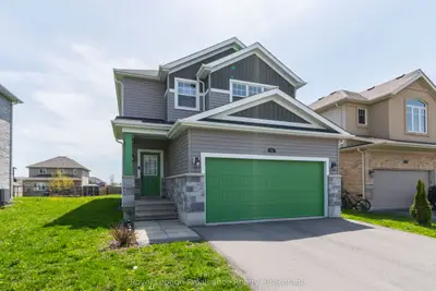 Detached in Belleville