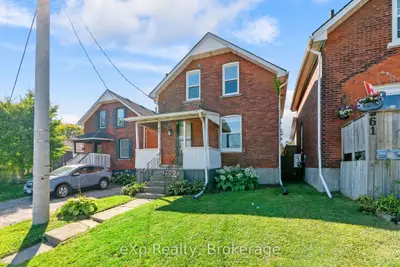 Detached in Stratford