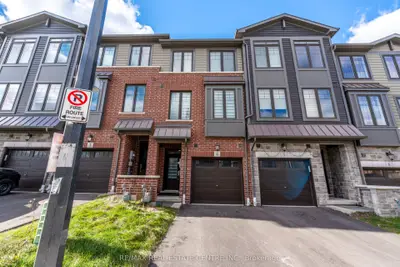 Condo Townhouse in Cambridge
