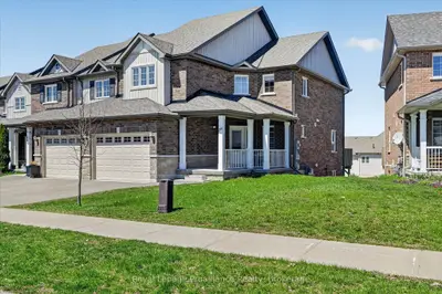 Att/Row/Townhouse in Peterborough