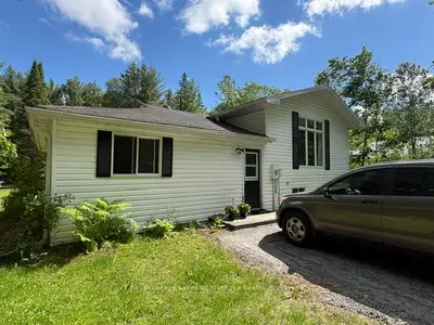 95 Clearwater Lake Road, Huntsville, On P0b 1l0