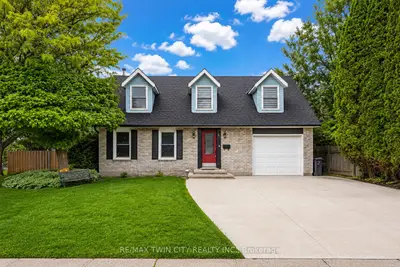 Detached in Cambridge