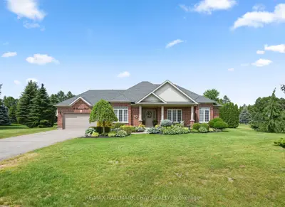 Detached in Mulmur