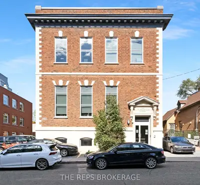 43-45 Eccles Street W, West Centre Town, On K1r 6s3