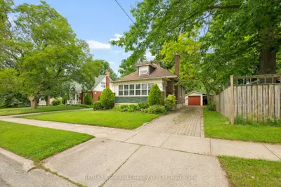 Detached in Cambridge