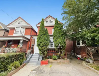 24 Somerset Avenue, Hamilton, On L8l 2l5