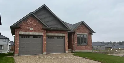 25 Avery Place, Perth East, On N0k 1m0