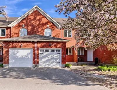 Att/Row/Townhouse in Kanata