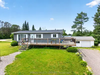 Detached in Elizabethtown-Kitley