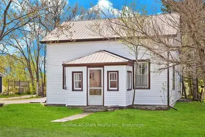 40 Elliot Street, Kawartha Lakes, On K0m 1n0