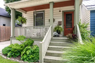 121 MILTON Street, Stratford, ON N5A 3V2