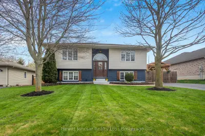 Detached in Tillsonburg