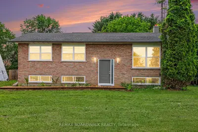 Detached in Edwardsburgh/Cardinal