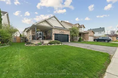 Detached in Shelburne
