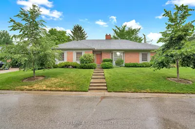 Detached in London North