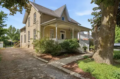 22 Elgin Street, Kawartha Lakes, On K9v 3w1