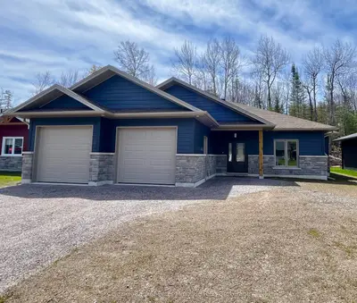 Detached in Callander