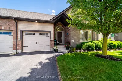Condo Townhouse in Niagara Falls