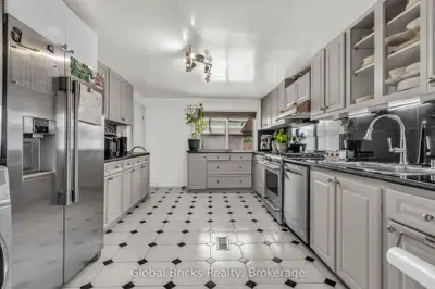 Detached in London East