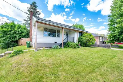 Detached in Pembroke