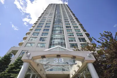 Condo Apartment in Westboro - Hampton Park
