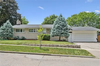 Detached in Waterloo