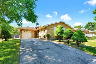 1 Ponderosa Crescent, London South, On N6e 2l4