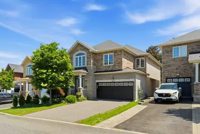 Detached in Orleans - Cumberland and Area