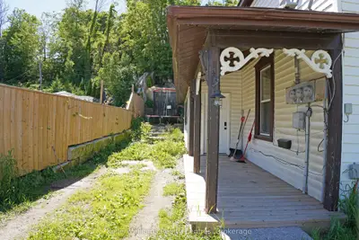 726 Berford Street, South Bruce Peninsula, On N0h 2t0