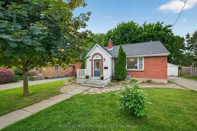 Detached in London East