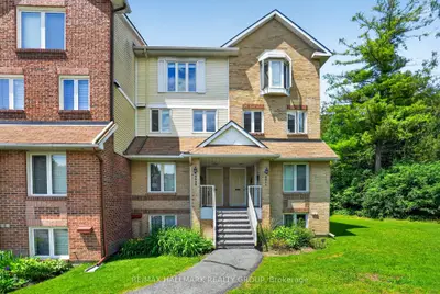 Condo Townhouse in Orleans - Convent Glen and Area