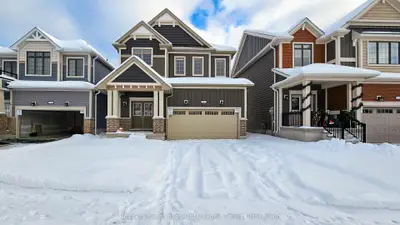 Detached in Gravenhurst