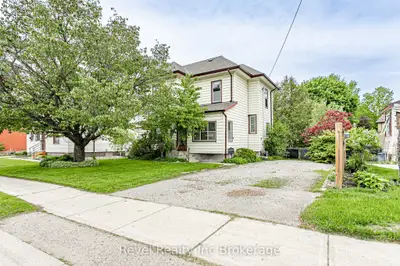 Detached in Ingersoll