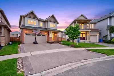 Detached in Brantford