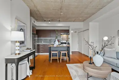 Condo Apartment in Ottawa Centre