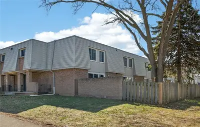 17 Old Pine Trail 182, St. Catharines, On L2m 6p9