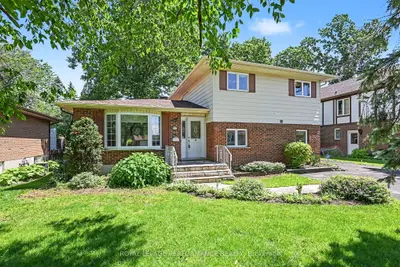 577 Lynwood Drive, Cornwall, On K6h 5w7