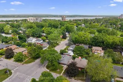 Detached in Carlingwood - Westboro and Area