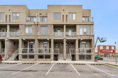 Condo Townhouse in Lincoln
