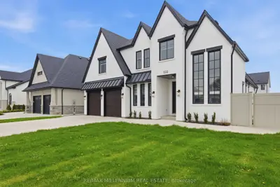 Detached in Lakeshore