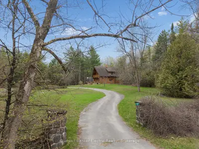 Detached in Kawartha Lakes
