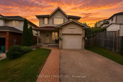 36 Joshua Street, Kitchener, On N2c 2t4